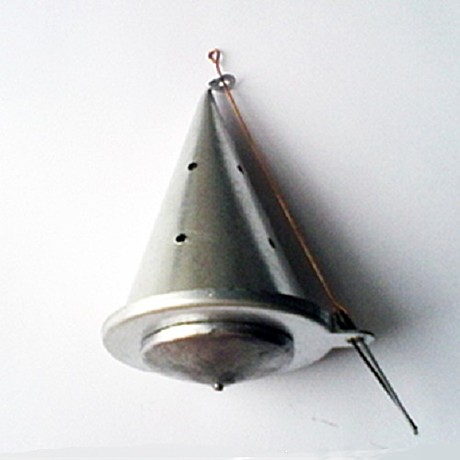 Кормушка зим. метал. огруж. КОНУС 185г